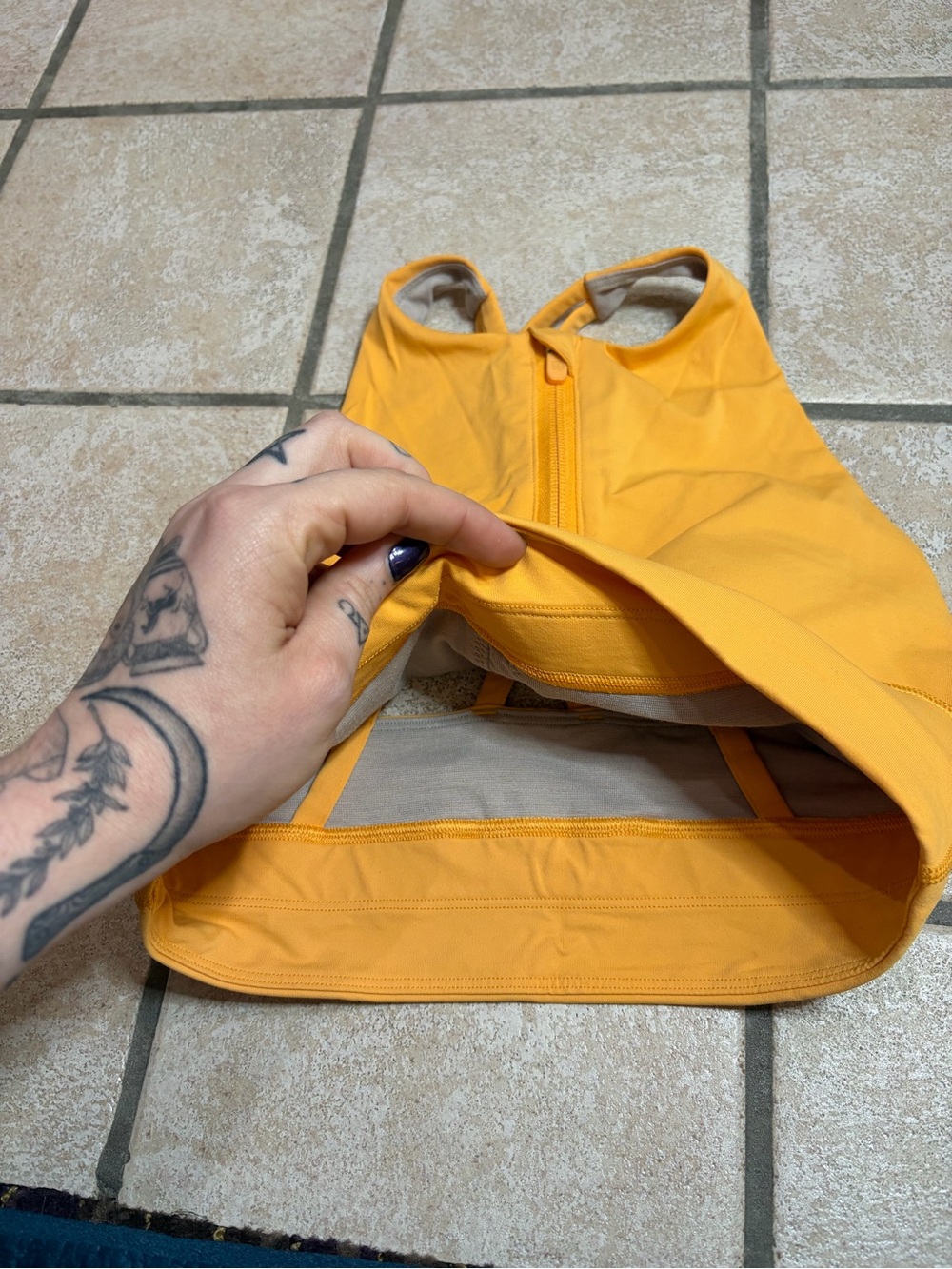 NWOT Lululemon Energy High-Neck Longline Bra *Zip Front (Mango Dream) Size 6 - Picture 3 of 9